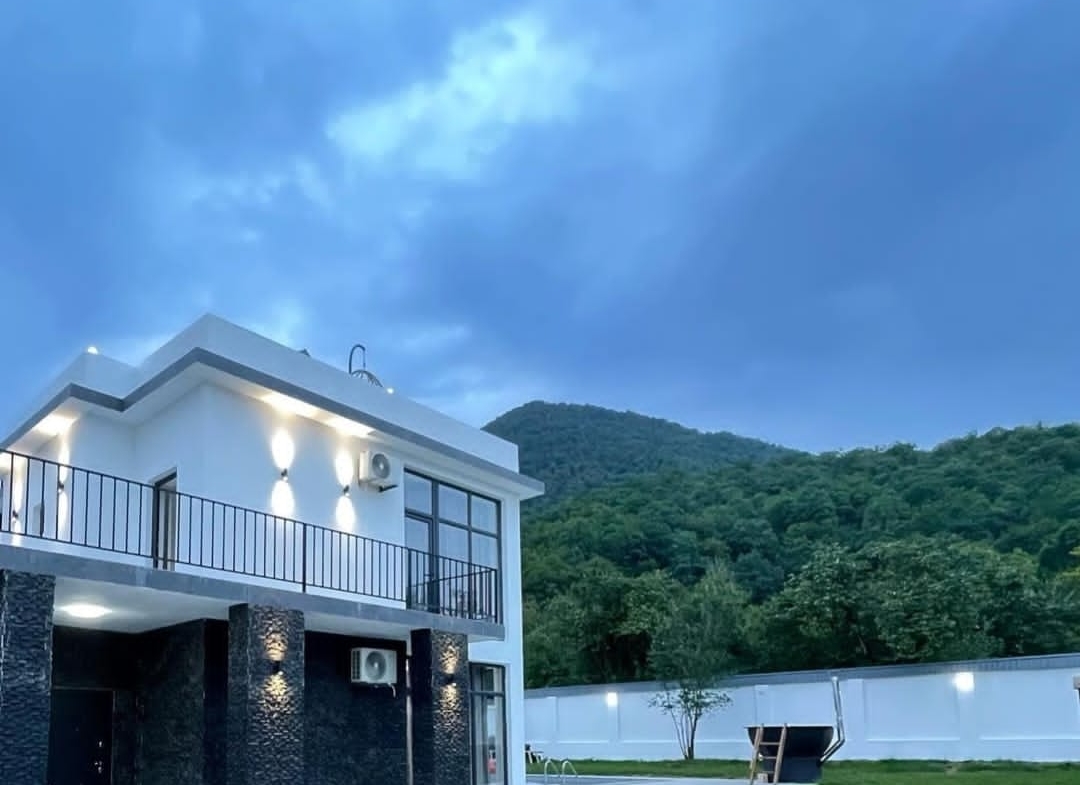 dağ mənzərəli villa