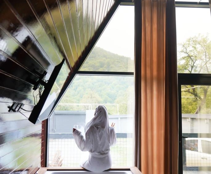 ismayıllı rayonunda yerləşən villa maksimum 4 nəfər üçün nəzərdə tutulub. Villada 2 yataq otağı, 1 samuzel və 1 hovuz mövcuddur. İstirahətiniz üçün villada hər bir şərait yaradılıb