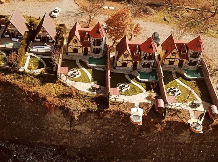 qebelede kiraye evler