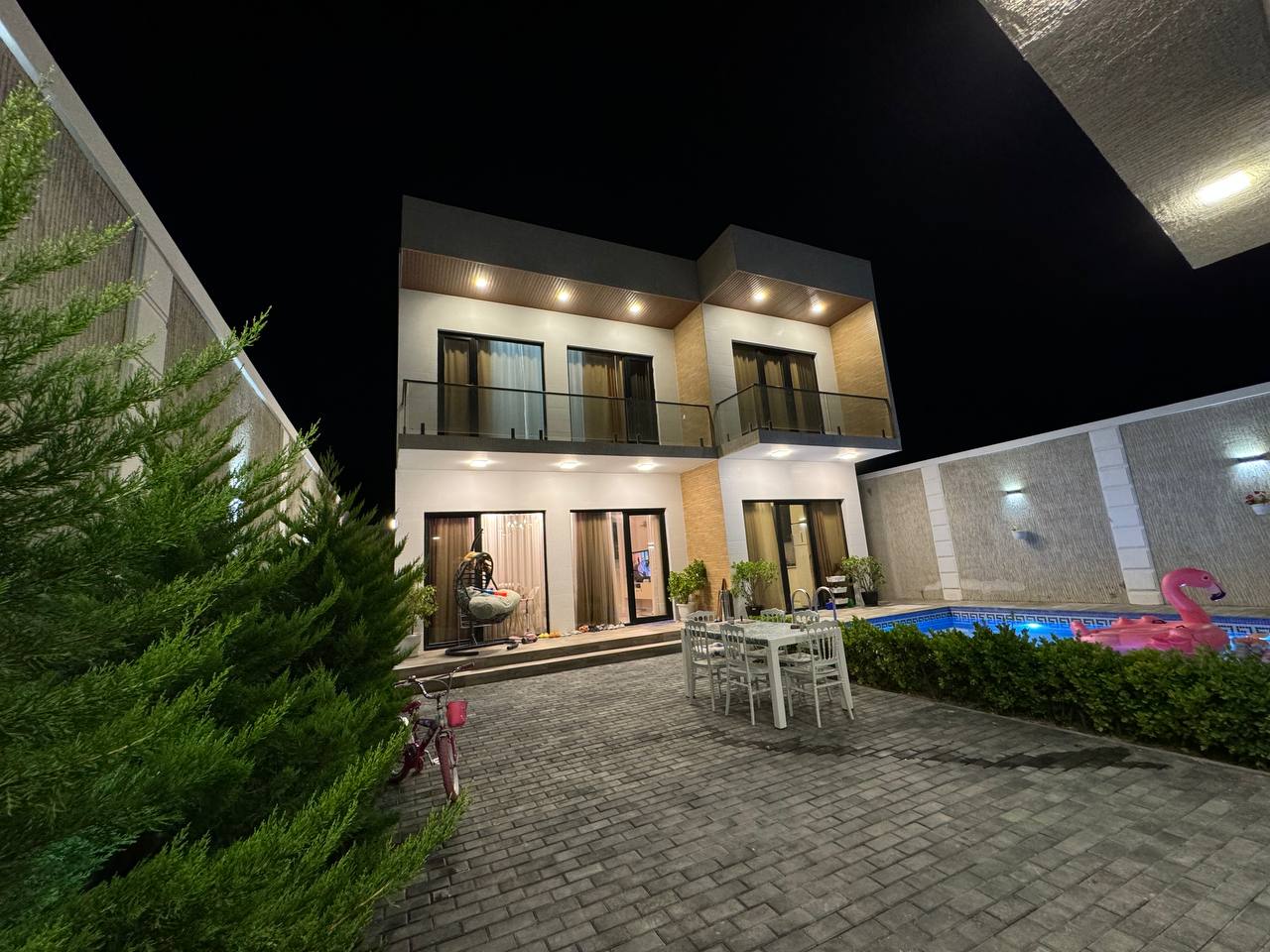 bakida-kiraye-villa-hovuzlu