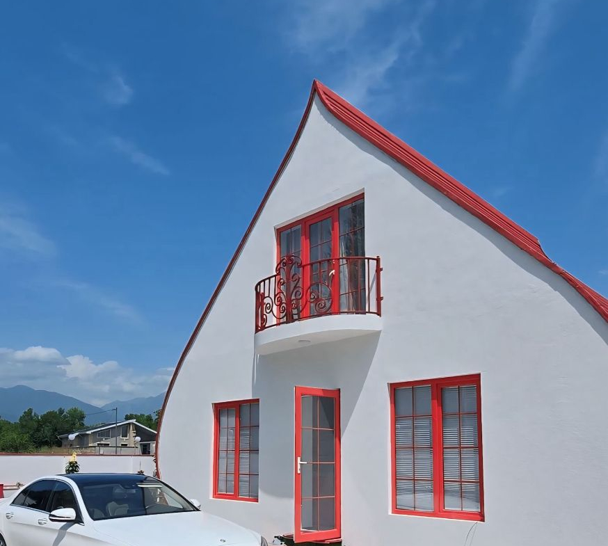 qebelede-a-frame-ev-cutlukler-ucun