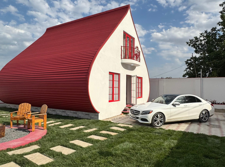 qebelede-a-frame-ev-cutlukler-ucun